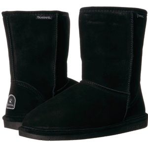 BearPaw Emma Short in black size 8
